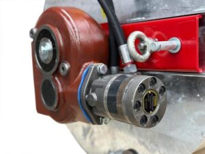 Powerful
Hydraulic drive and gearbox for high mixing performance. 
